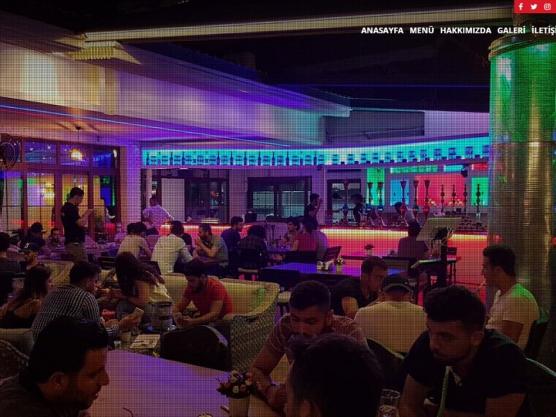 Adana Zippoo Lounge